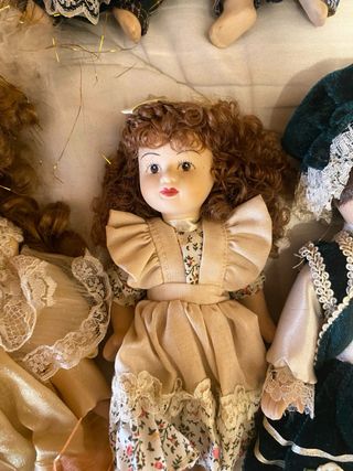 Lotto di 7 Bambole in Porcellana Vintage