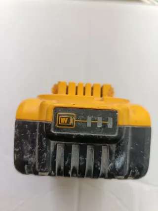 Batería DeWALT 18V XR 5.0Ah Li-Ion
