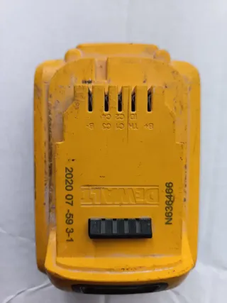 Batería DeWALT 18V XR 5.0Ah Li-Ion