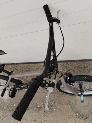 Bici BMX( BH )20x1.95.COMO NUEVA.