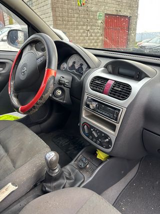 Opel Corsa 2004