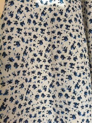 Vestido Zara floral blanco y azul