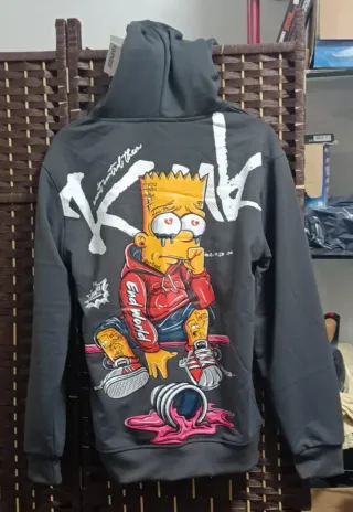 Sudadera gris con estampado Bart Simpson