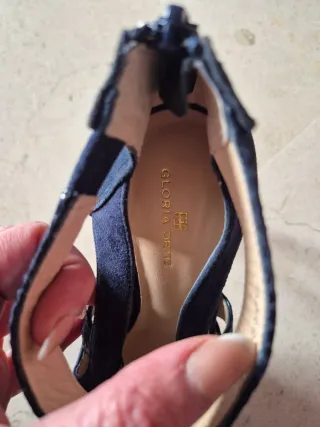 Sandalias Gloria Ortiz Tacon Azul/Negro