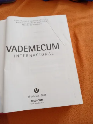 Vademecum internacional [Archivo de ordenador].
