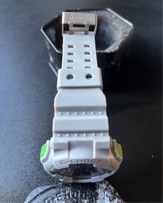 GA110 Reloj Gris y Verde