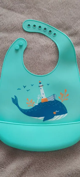 4 Baberos Bebé Silicona RIGHTWELL
