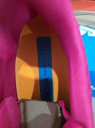 Hoka Challenger ATR 7 Naranja/Rosa