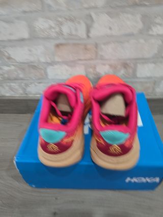Hoka Challenger ATR 7 Naranja/Rosa