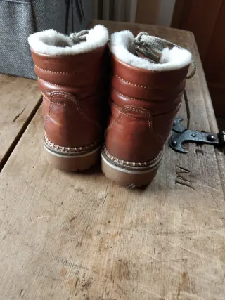 Scarponcini in vera pelle da donna