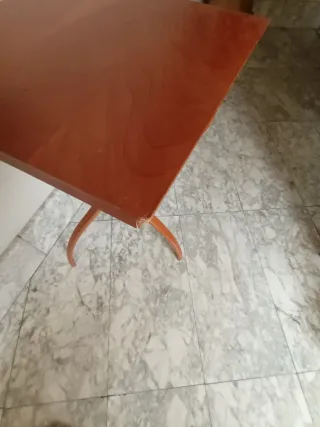 Mesita auxiliar cerezo con cajón