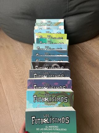 Colección 14 libros Futbolísimos Números 1-13 y 19