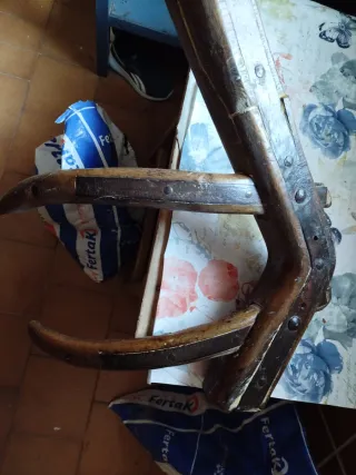 Ubio antiguo de madera