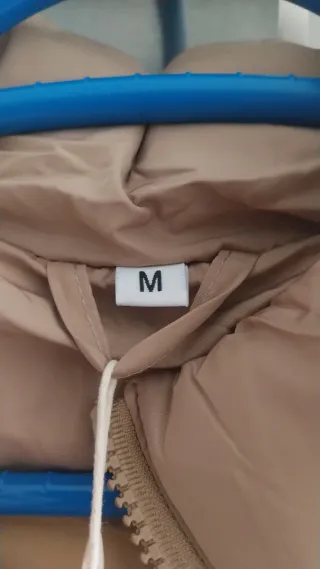 Abrigo acolchado mujer nuevo beige