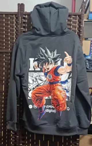 Sudadera gris con estampado varias tallas y colore