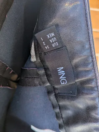 Minifalda efecto piel