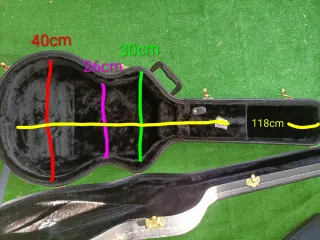 Maleta (hard case) para bajo  escala corta Ibanez