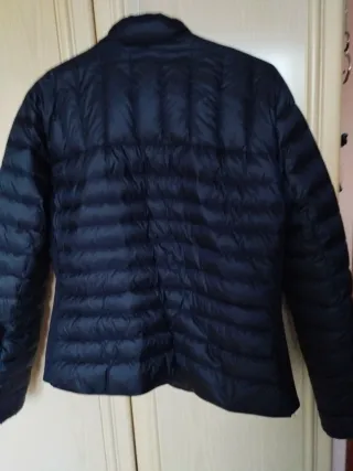 Chaqueta acolchada azul marino de Zara Woman