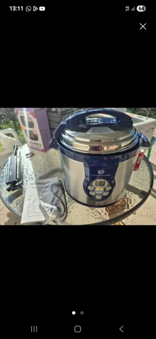 Olla programable con caja dañada. Venta en persona