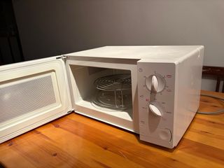 Microondas Samsung Grill M4031