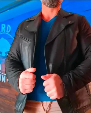 Chaqueta de piel cruzada