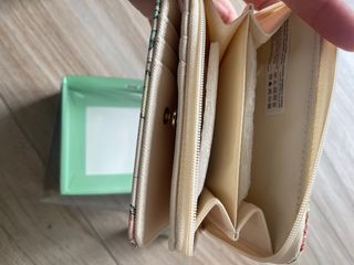 Portafoglio, patch occhi e limette Legami