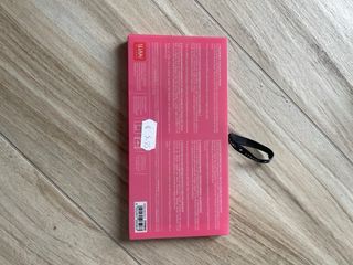 Portafoglio, patch occhi e limette Legami