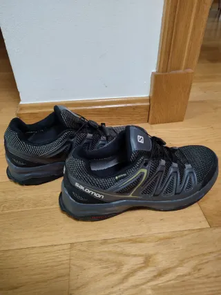 Zapatillas Salomon Gore-Tex Talla 40