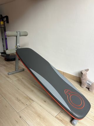 Press banca + pesas 2x10kg-2x5kg + barra + soporte