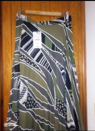Falda Larga Zara Estampada Nuevo