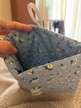 Custodia Kobo Libra a fiori