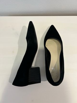 Zapatos de tacón negros