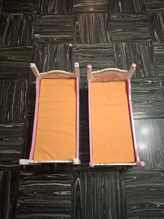 Cuna litera juguete DeCuevas María