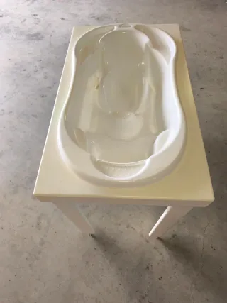 Bañera infantil blanca