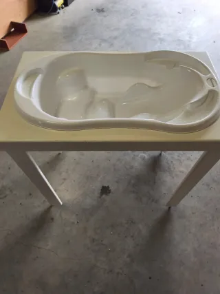 Bañera infantil blanca