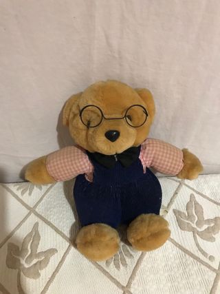 Peluche oso con gafas y pajarita