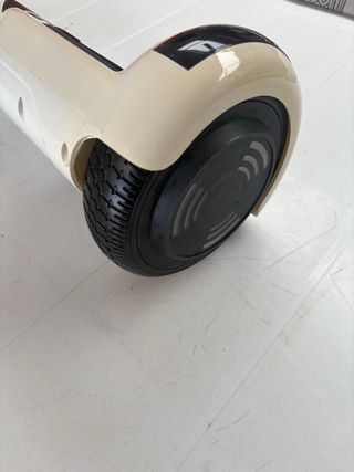 Hoverboard Z1+ blanco con mando