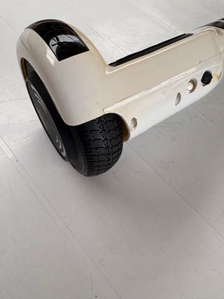 Hoverboard Z1+ blanco con mando