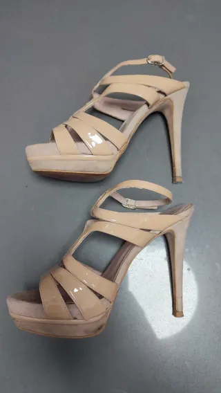 Zapatos de fiesta Lodi beige