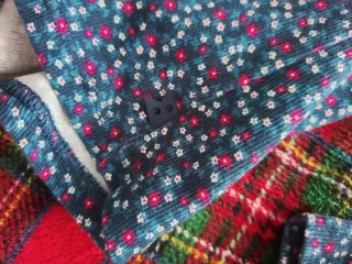 Maglioncino dolcevita blu 14 anni fiori