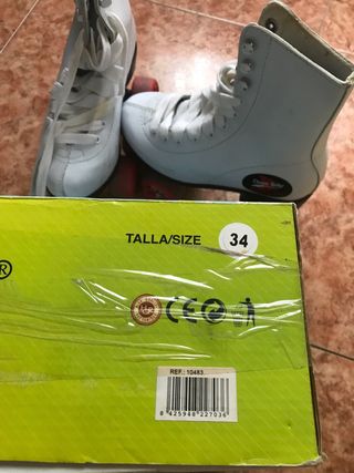 Botas patines 4 ruedas talla 34