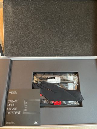 Tableta Gráfica Huion Negra con todos componentes