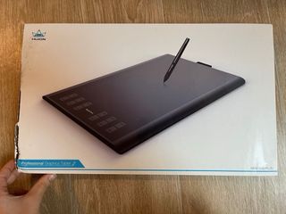 Tableta Gráfica Huion Negra con todos componentes