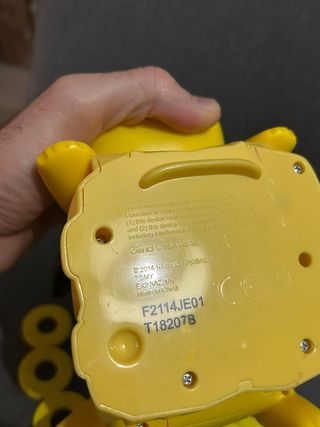 Pikachu Tomy 2014 Battle Ready 23 cm con sonido