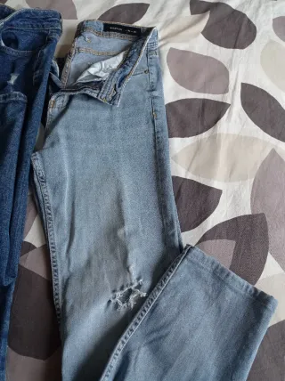Lote 4 pantalones vaqueros chico