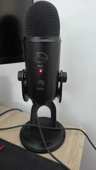 Micrófono Blue Yeti Logitech