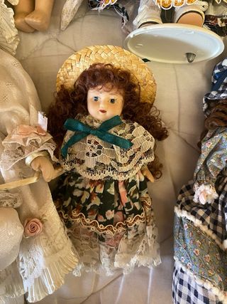 Set di 7 Bambole in Porcellana