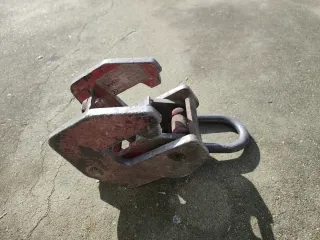 Garra pinza chapa encofrar