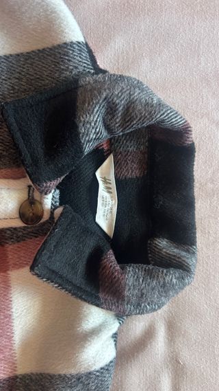 Sobrecamisa H&M cuadros verde y rosa