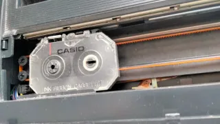 Máquina de escribir eléctrica Casio CW-16